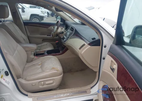 2011 Toyota Avalon Limited z USA, uszkodzony, nr VIN 4T1BK3DB1BU394518